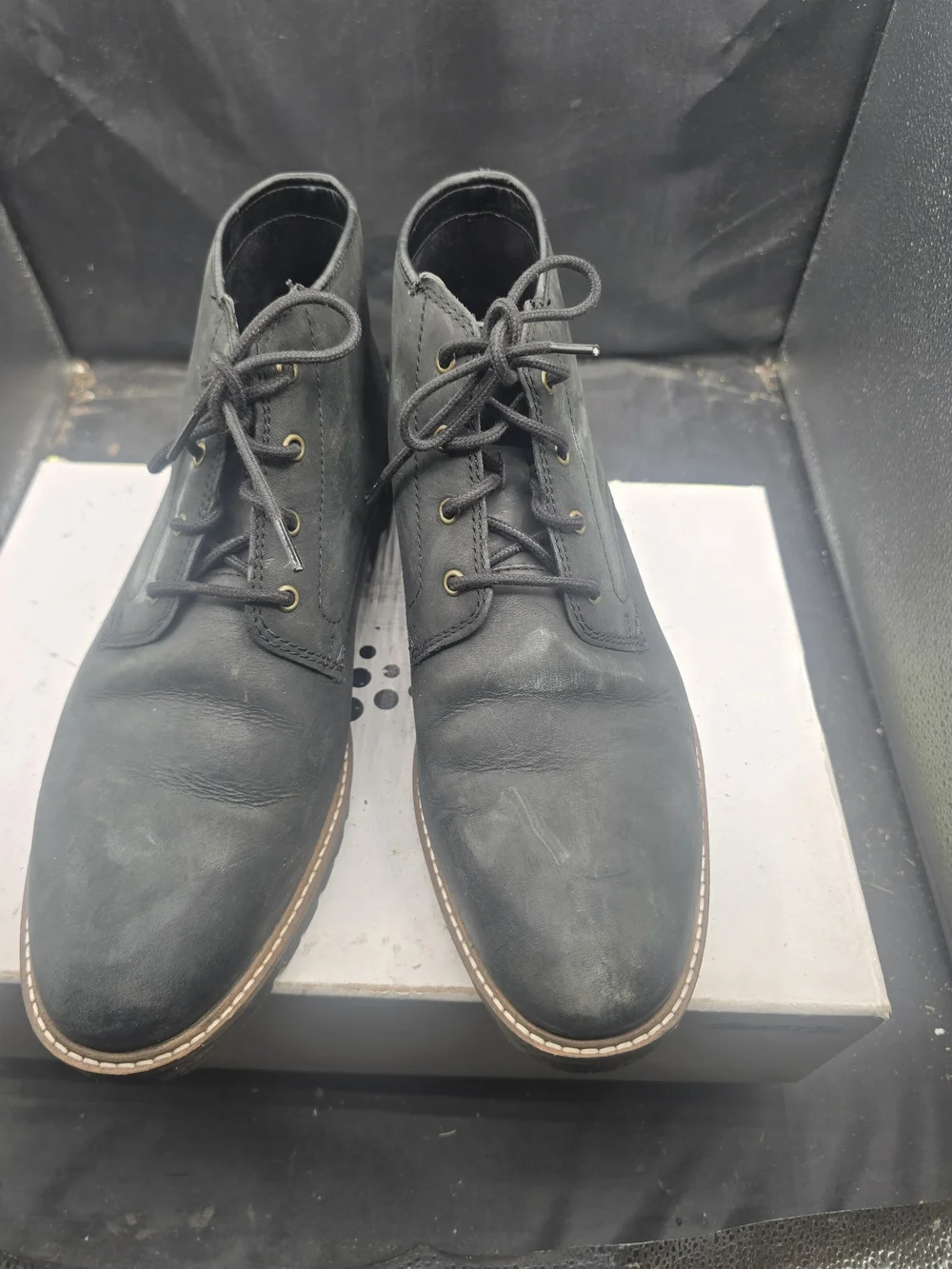 Cole Haan Black Leather Men’s Lace-Up Chukka Boots